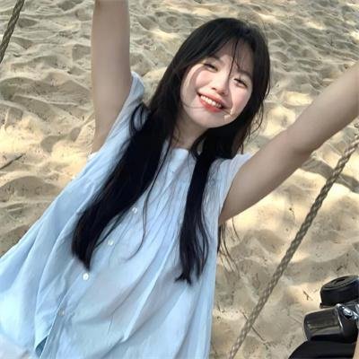 孤舟载梦渡星河